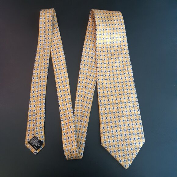 Leonardo Strelli Tie Rack 100% Silk Tie Golden Yellow w/ White & Blue Pattern - Picture 8 of 12